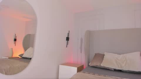 Chloe online show from 02-05-26, 12:21