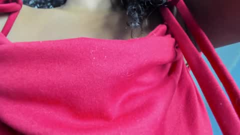 Snapshot of chloe_evans21 chatting on 01-22-25, 09:32 chloe online show from 01-22-25, 09:32