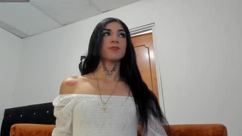 Snapshot of chloe_evanx_ chatting on 01-08-25, 07:03 Chloe Evanx  online show from 01-08-25, 07:03