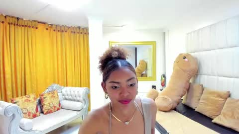 Chole  online show from 10-21-25, 07:47