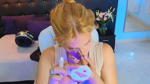 Snapshot of chloe_goddes chatting on 12-09-24, 08:54 CHLOE online show from 12-09-24, 08:54