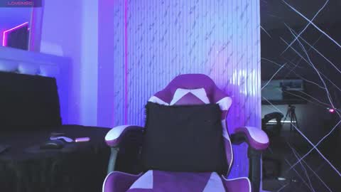 chloe_jacksonn online show from 10-22-25, 11:59