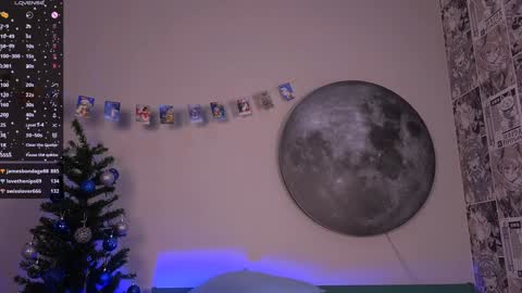 Chloe online show from 01-04-25, 11:43