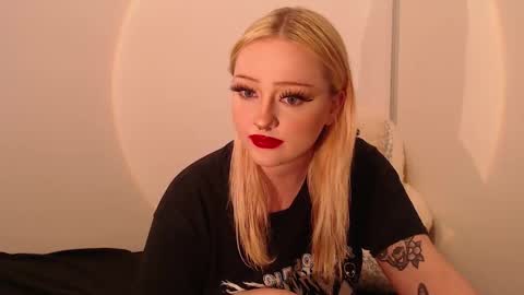 Chloe Levine online show from 09-10-25, 11:16