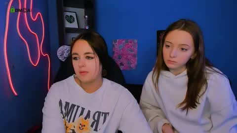 Snapshot of chloe_ley chatting on 03-03-26, 12:11 chloe_ley online show from 03-03-26, 12:11