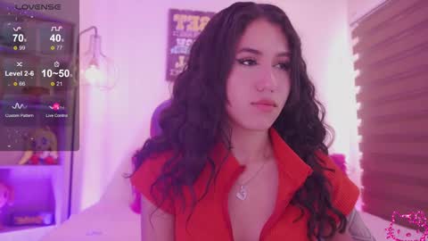 Snapshot of chloe_moonss chatting on 02-20-26, 07:36 Chloe online show from 02-20-26, 07:36