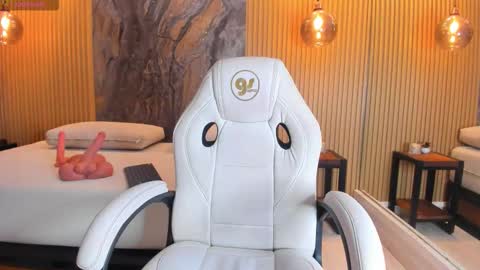  CHLOE  online show from 11-08-25, 07:23