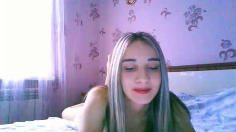 chloe_patek online show from 12-20-25, 11:39