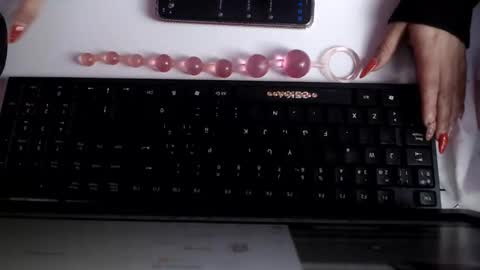 Snapshot of chloe_smith5 chatting on 09-19-25, 02:29 chloe_smith5 online show from 09-19-25, 02:29