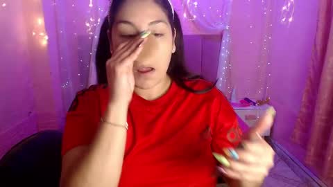 Snapshot of chloe_smith5 chatting on 09-24-25, 01:47 chloe_smith5 online show from 09-24-25, 01:47