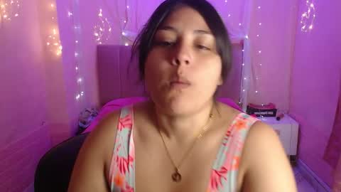 Snapshot of chloe_smith5 chatting on 10-09-25, 01:31 chloe_smith5 online show from 10-09-25, 01:31