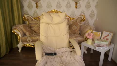 Snapshot of chloebright chatting on 12-11-24, 03:13 chloebright online show from 12-11-24, 03:13