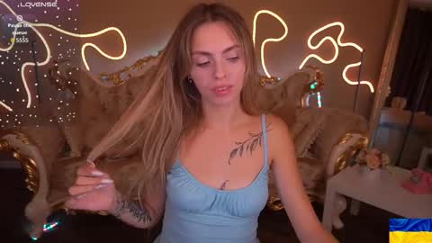 chloebright online show from 10-02-25, 08:16