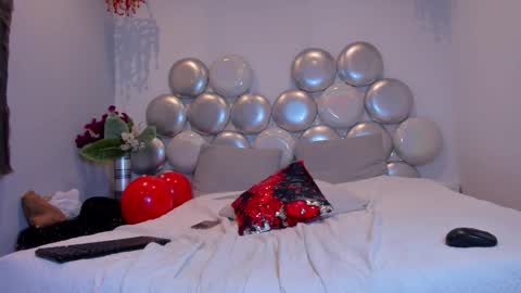 Snapshot of chloee_adams_ chatting on 02-20-26, 01:55 Chloe online show from 02-20-26, 01:55