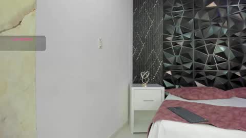 chloegils online show from 12-02-25, 12:43