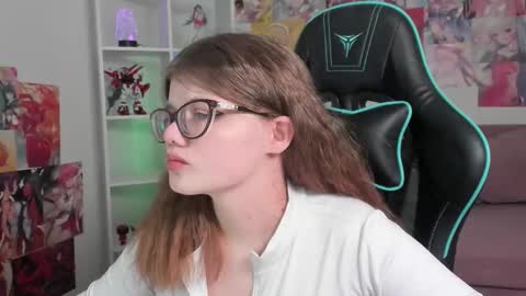 ChloeHalses online show from 02-04-26, 08:03