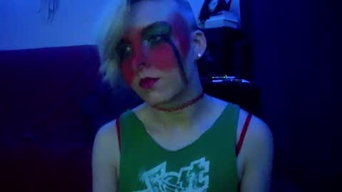 Chloekissxo online show from 12-23-24, 04:28