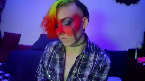 Chloekissxo online show from 02-07-25, 08:42