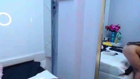 ChloeSignup For Free  Join my Fan Club online show from 01-12-25, 06:39