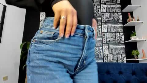 ChloeTurner  online show from 11-29-25, 08:12