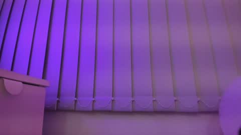 Snapshot of chlooee_ chatting on 12-27-24, 04:36 Chlooe online show from 12-27-24, 04:36