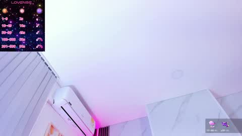 Snapshot of chlooee_ chatting on 01-19-25, 08:30 Chlooe online show from 01-19-25, 08:30