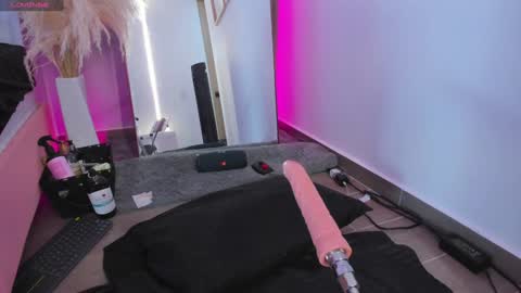 Snapshot of chlooee_ chatting on 02-01-25, 11:16 Chlooe online show from 02-01-25, 11:16