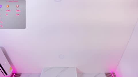 Snapshot of chlooee_ chatting on 02-21-25, 04:07 Chlooe online show from 02-21-25, 04:07