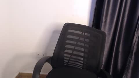 zi online show from 10-17-25, 06:38