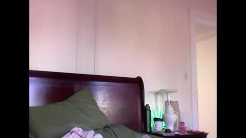 Snapshot of chocolatedrop_ chatting on 10-22-25, 02:28 chocolatedrop_ online show from 10-22-25, 02:28