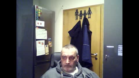 Chris online show from 01-04-25, 07:02