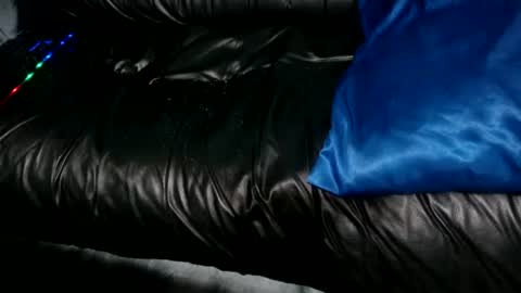 chris526520 online show from 02-02-25, 06:04