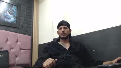 chris_dick2 online show from 10-21-25, 04:13