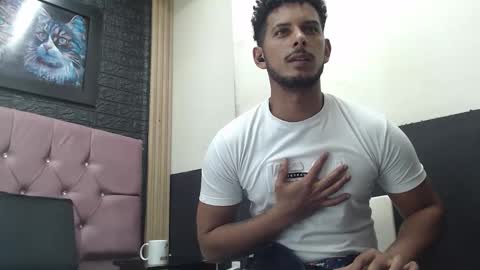 chris_dick2 online show from 10-23-25, 04:34