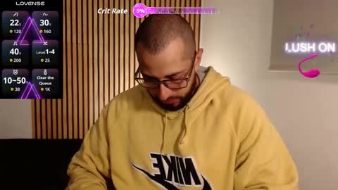Snapshot of chris_magnum_ chatting on 09-17-25, 11:23 cris         Twitter magnum101010 insta magnumc20 online show from 09-17-25, 11:23