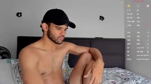 Snapshot of chrisandrew_ chatting on 12-05-24, 09:06 Im Chirs IM MODEL INDEPENDT online show from 12-05-24, 09:06