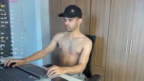 Snapshot of chrisandrew_ chatting on 01-15-25, 03:39 Im Chirs IM MODEL INDEPENDT online show from 01-15-25, 03:39