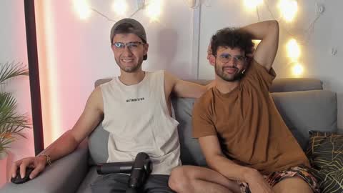 Snapshot of chrisandrew_ chatting on 01-24-25, 03:22 Im Chirs IM MODEL INDEPENDT online show from 01-24-25, 03:22