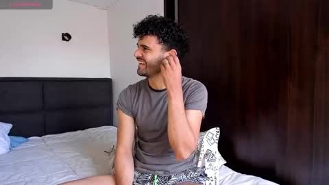 Snapshot of chrisandrew_ chatting on 01-30-25, 04:13 Im Chirs IM MODEL INDEPENDT online show from 01-30-25, 04:13