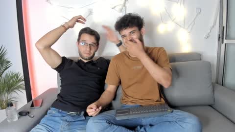 Snapshot of chrisandrew_ chatting on 02-06-25, 02:11 Im Chirs IM MODEL INDEPENDT online show from 02-06-25, 02:11