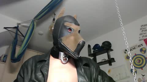 chrisdan_ online show from 10-26-25, 03:01