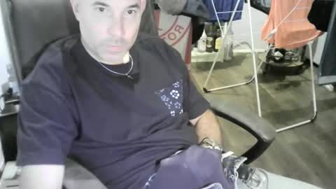 Snapshot of chrisprngr chatting on 09-12-25, 04:40 chrisprngr online show from 09-12-25, 04:40