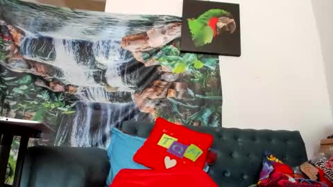 Snapshot of chriss_evanss_ chatting on 11-19-25, 08:53 chriss_evanss_ online show from 11-19-25, 08:53