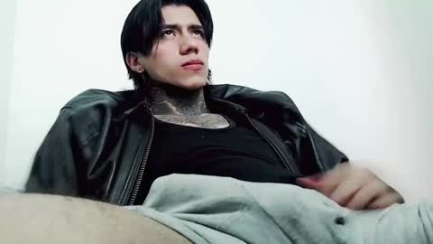 CHRIS  INDEPENT MODEL online show from 03-10-25, 11:27