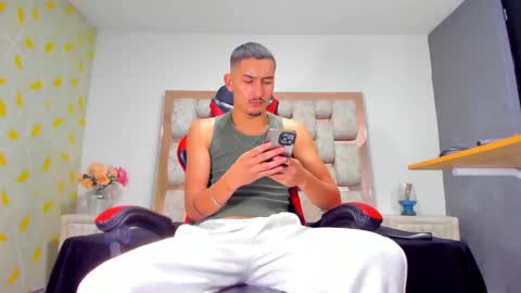 chrissevanss online show from 02-08-26, 10:24