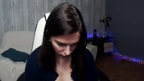 Christi online show from 11-14-25, 09:08