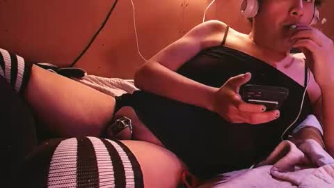 ChrisstyAnneCD online show from 10-13-25, 09:04