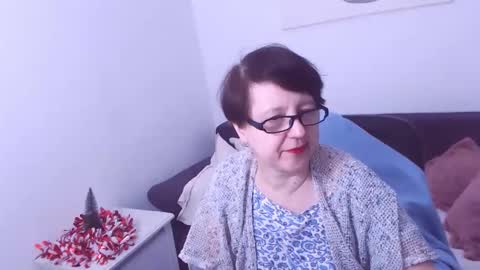 Christa online show from 12-29-24, 01:38