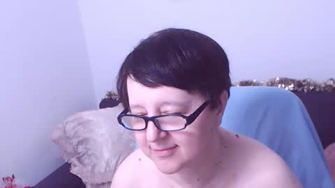 Christa online show from 12-13-25, 08:25