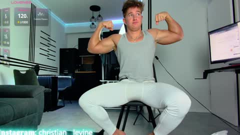 Snapshot of christianlevine_ chatting on 01-20-25, 06:21 UPVOTE ME ------ ILL DO SOMETHING FOR FREE online show from 01-20-25, 06:21